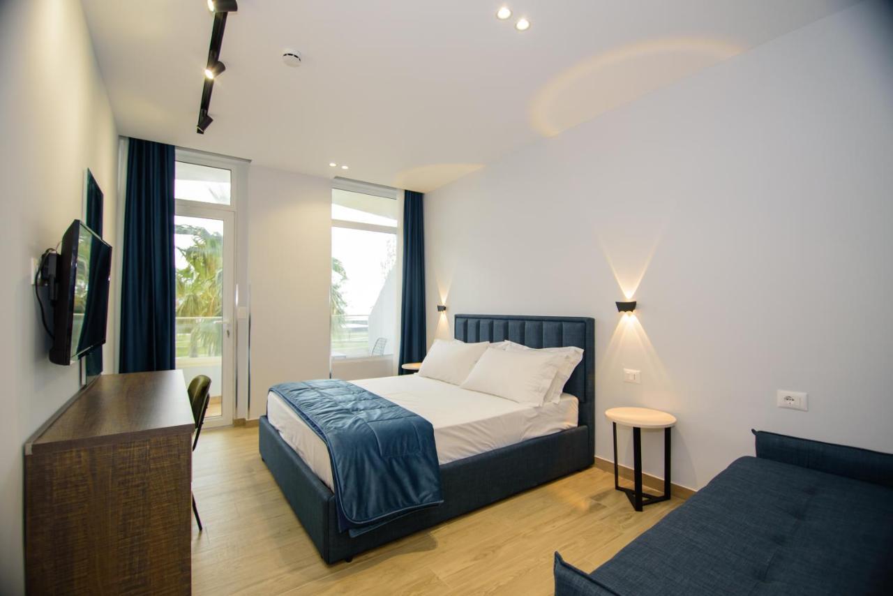 Palm Side Hotel Vlorë Eksteriør bilde