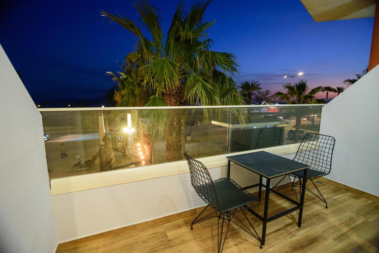 Palm Side Hotel Vlorë Eksteriør bilde