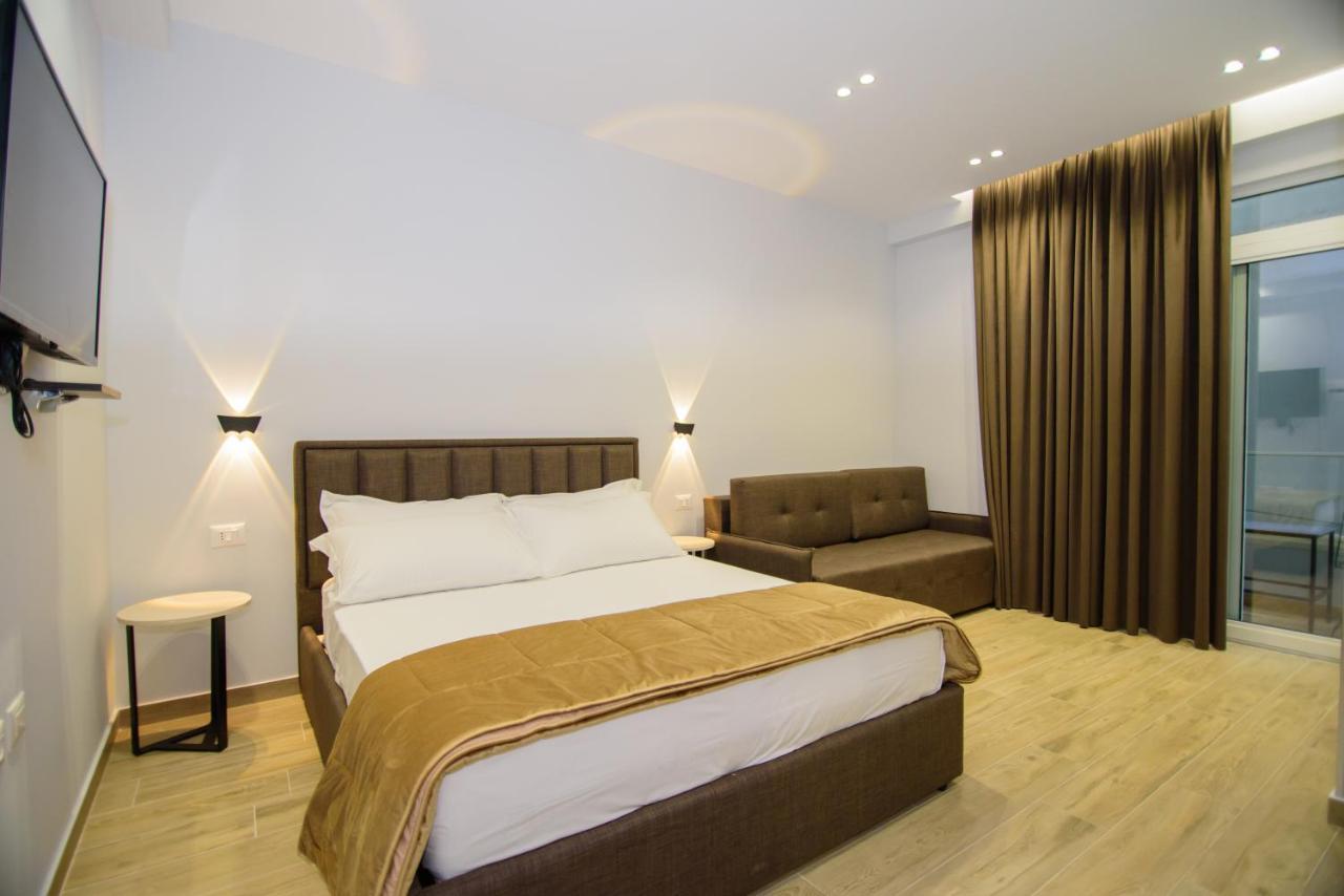 Palm Side Hotel Vlorë Eksteriør bilde