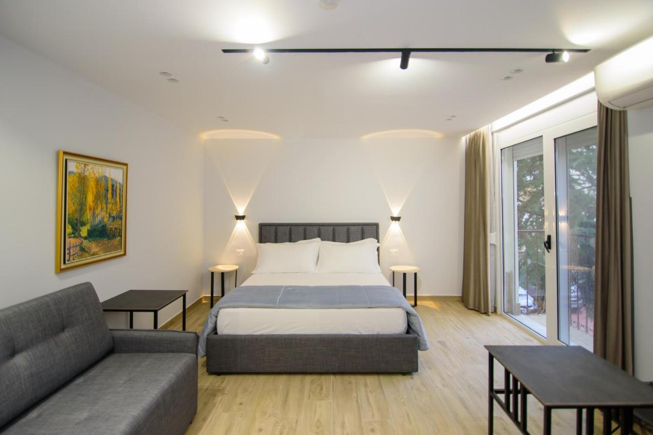 Palm Side Hotel Vlorë Eksteriør bilde