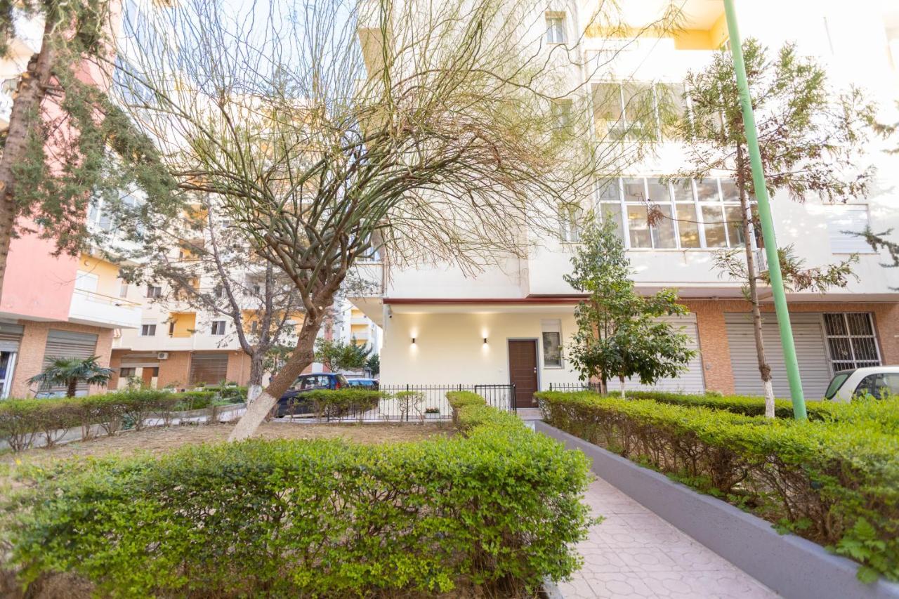 Palm Side Hotel Vlorë Eksteriør bilde