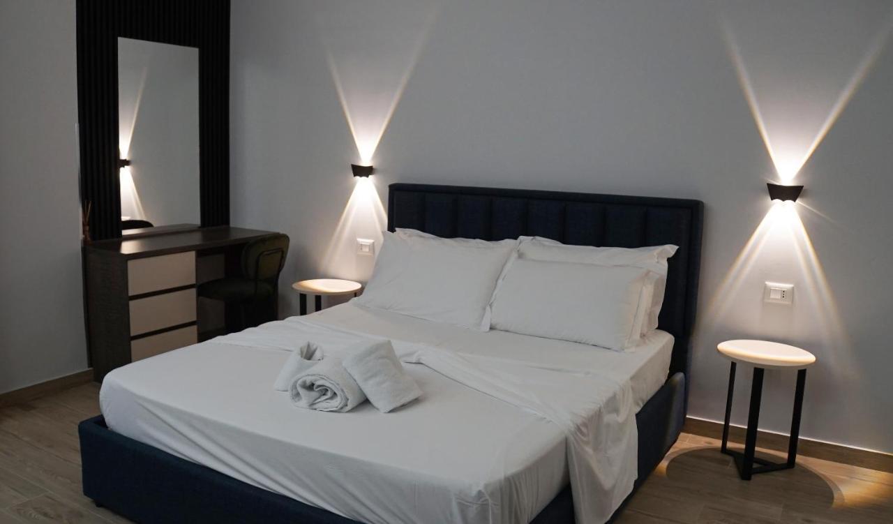Palm Side Hotel Vlorë Eksteriør bilde